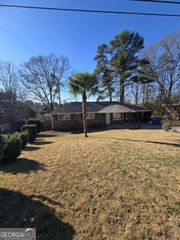 707 Melrose Drive, Forest Park, GA 30297