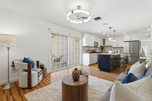877 Renton Court, San Jose, CA 95123