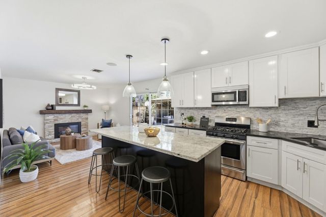 877 Renton Court, San Jose, CA 95123