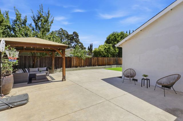 877 Renton Court, San Jose, CA 95123