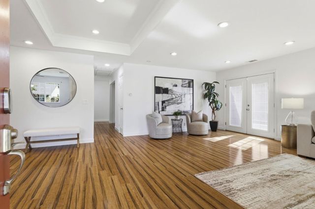 877 Renton Court, San Jose, CA 95123
