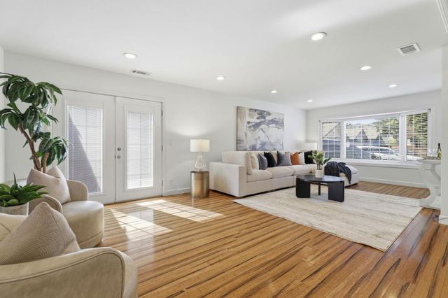 877 Renton Court, San Jose, CA 95123