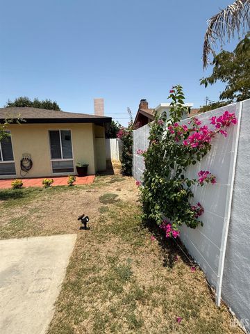 2404 Belvedere Ave, Bakersfield, CA 93304