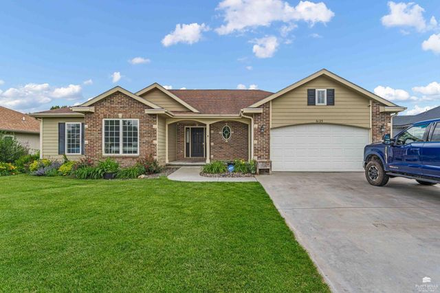 6125 Brookes Way, Manhattan, KS 66502