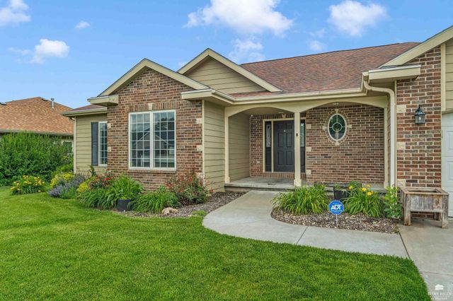 6125 Brookes Way, Manhattan, KS 66502