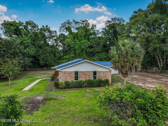 4024 Castenera Avenue, Moss Point, MS 39563
