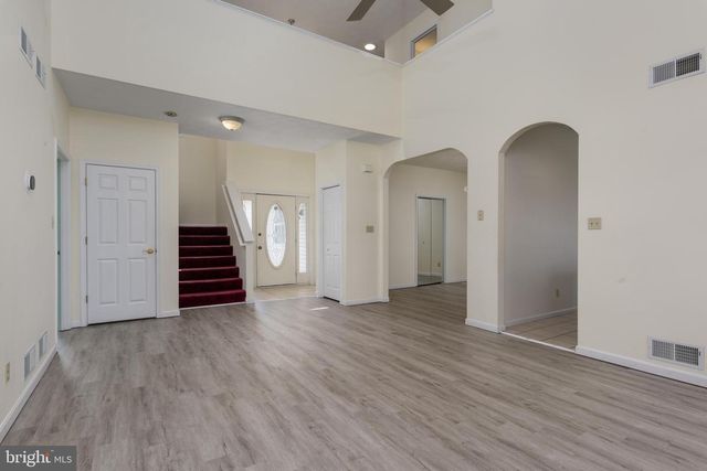 322 FOX KNOLL CT, Hanover, PA 17331