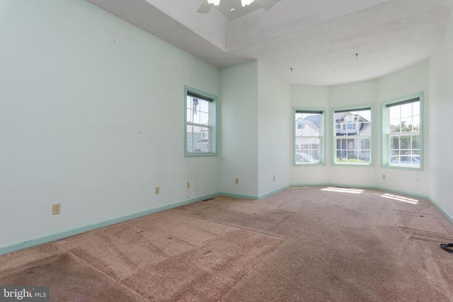 322 FOX KNOLL CT, Hanover, PA 17331