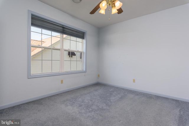 322 FOX KNOLL CT, Hanover, PA 17331