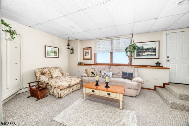 18 Sagamore Trl, Sparta Twp., NJ 07871