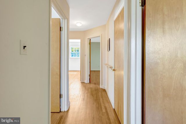 6413 NOBLE DR, Mclean, VA 22101