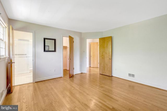 6413 NOBLE DR, Mclean, VA 22101