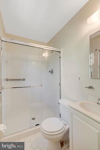 6413 NOBLE DR, Mclean, VA 22101