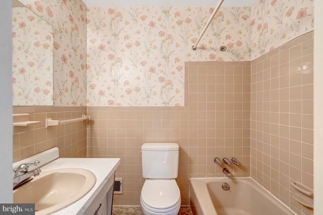 6413 NOBLE DR, Mclean, VA 22101