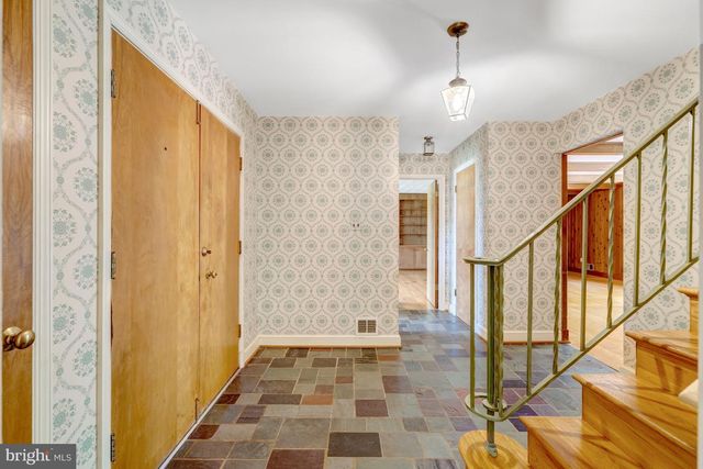 6413 NOBLE DR, Mclean, VA 22101