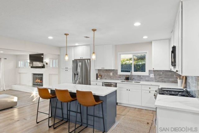 5656 Chandler Dr, San Diego, CA 92117