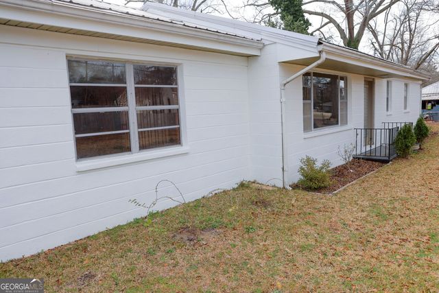 30 Dogwood Lane, Woodbury, GA 30293