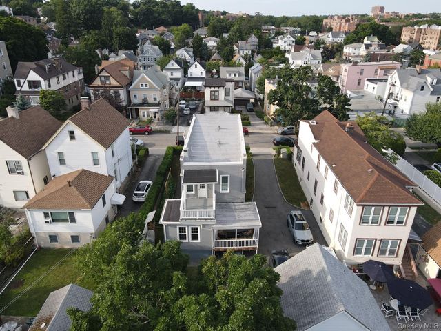 54 Villa Avenue, Yonkers, NY 10704