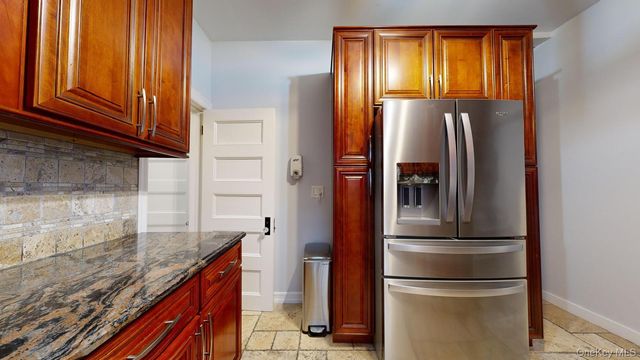 54 Villa Avenue, Yonkers, NY 10704