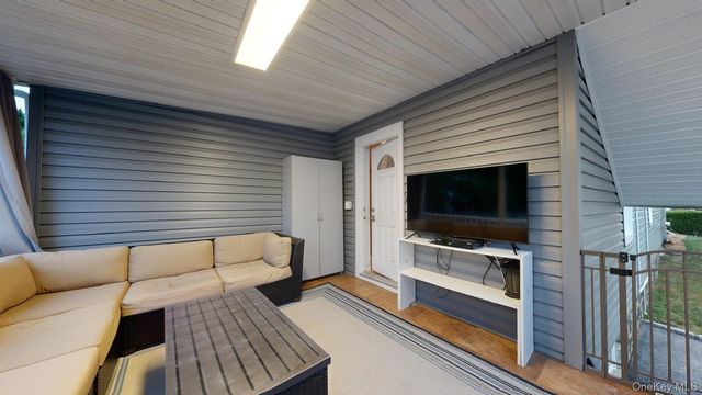 54 Villa Avenue, Yonkers, NY 10704