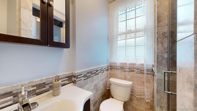 54 Villa Avenue, Yonkers, NY 10704