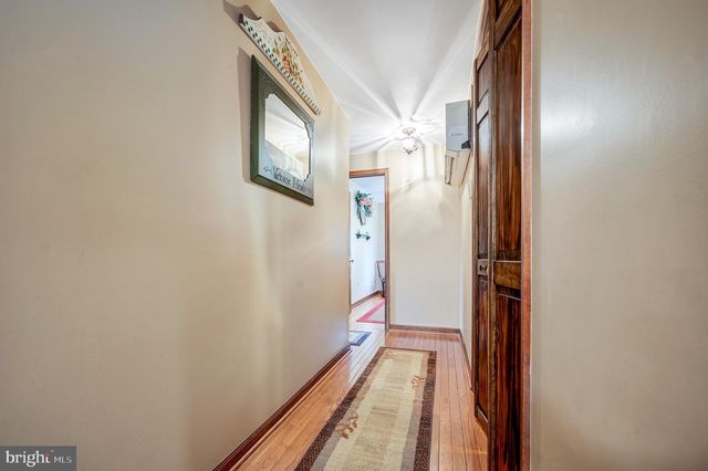 185 EYRE AVE, Sellersville, PA 18960