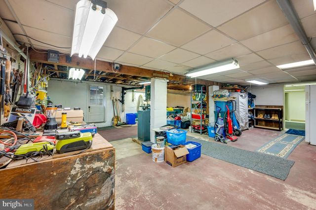 185 EYRE AVE, Sellersville, PA 18960