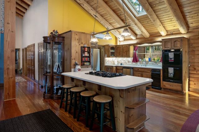 13036 Capitol Dr, Grass Valley, CA 95945