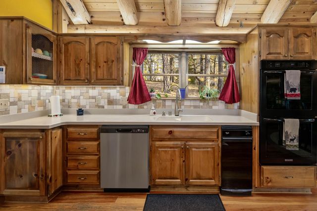 13036 Capitol Dr, Grass Valley, CA 95945