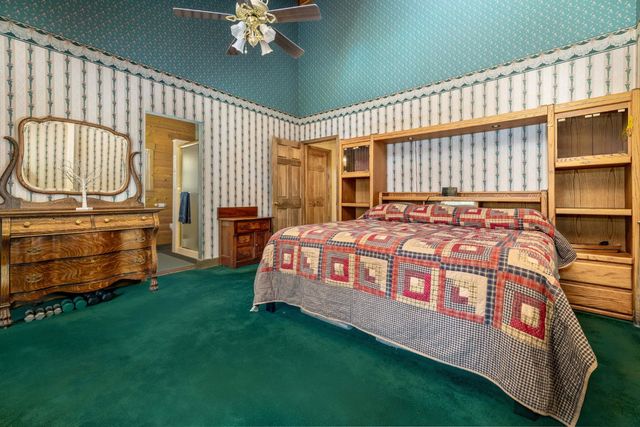 13036 Capitol Dr, Grass Valley, CA 95945