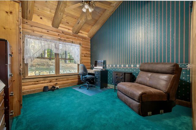 13036 Capitol Dr, Grass Valley, CA 95945