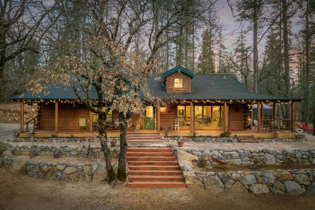 13036 Capitol Dr, Grass Valley, CA 95945