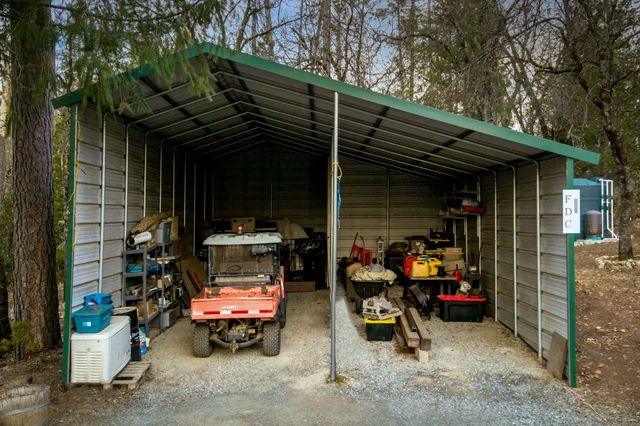 13036 Capitol Dr, Grass Valley, CA 95945