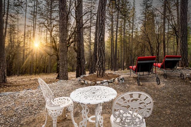 13036 Capitol Dr, Grass Valley, CA 95945