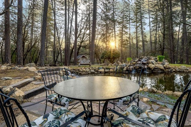 13036 Capitol Dr, Grass Valley, CA 95945