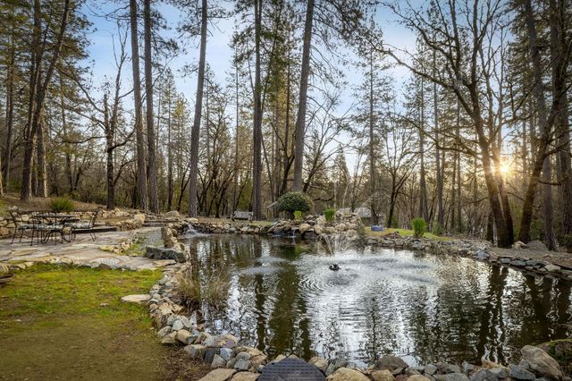 13036 Capitol Dr, Grass Valley, CA 95945