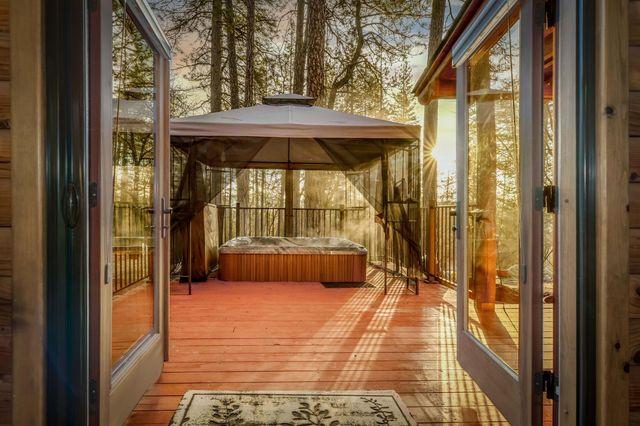 13036 Capitol Dr, Grass Valley, CA 95945