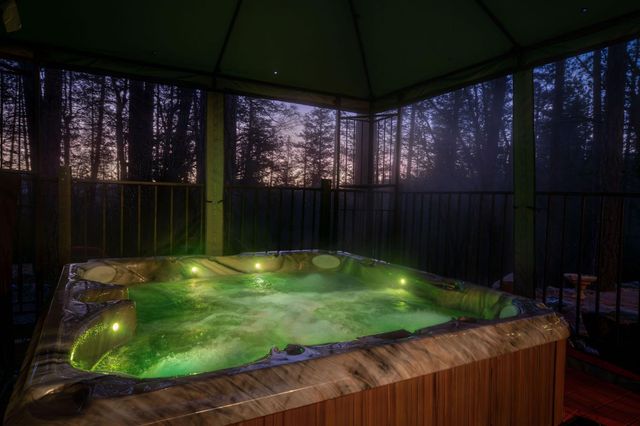 13036 Capitol Dr, Grass Valley, CA 95945