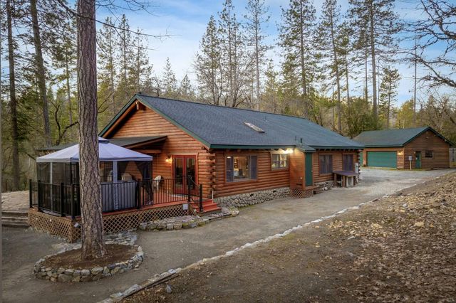 13036 Capitol Dr, Grass Valley, CA 95945