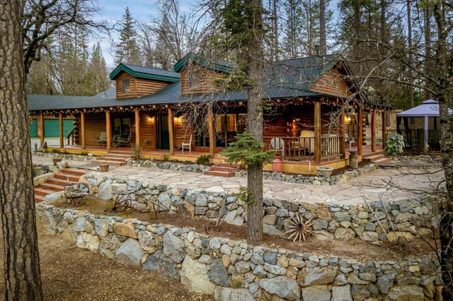 13036 Capitol Dr, Grass Valley, CA 95945