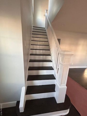 858 Seaman Avenue, Baldwin, NY 11510