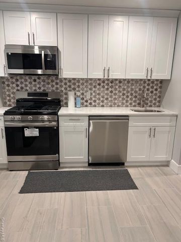 858 Seaman Avenue, Baldwin, NY 11510