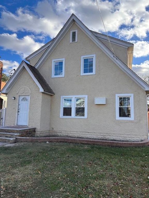 858 Seaman Avenue, Baldwin, NY 11510