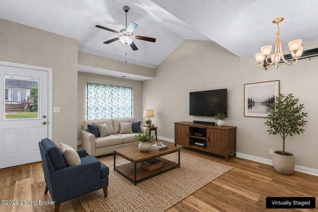 6705 Eagle Wood Dr, Louisville, KY 40272