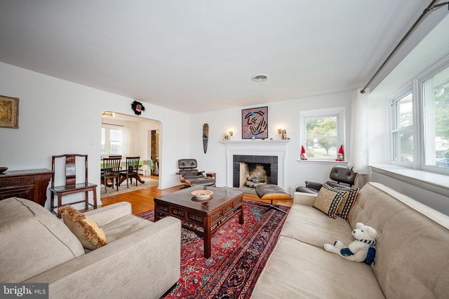 180 SCHOOL ST, Bala Cynwyd, PA 19004