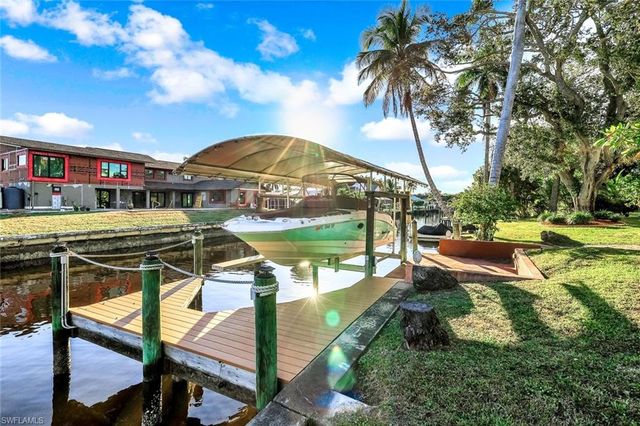 1787 Seafan CIR, North Fort Myers, FL 33903