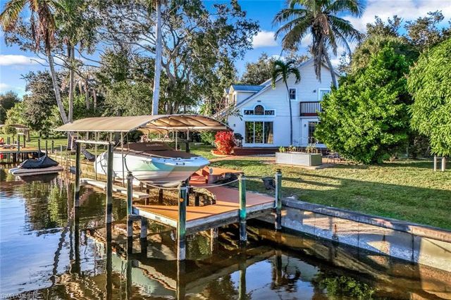 1787 Seafan CIR, North Fort Myers, FL 33903