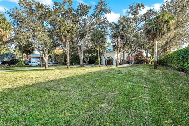 1787 Seafan CIR, North Fort Myers, FL 33903