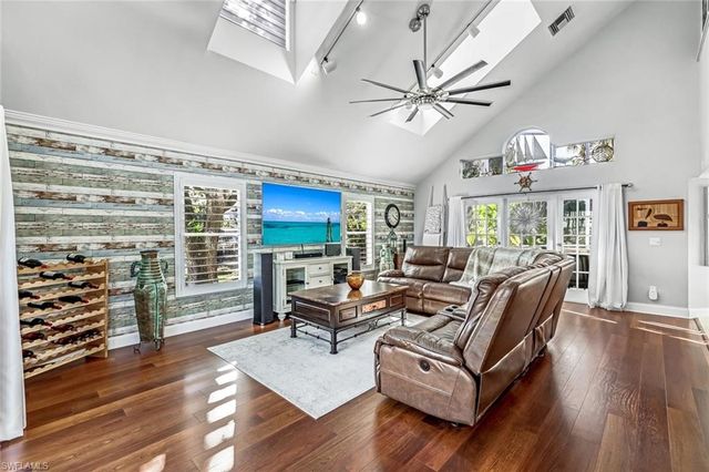 1787 Seafan CIR, North Fort Myers, FL 33903