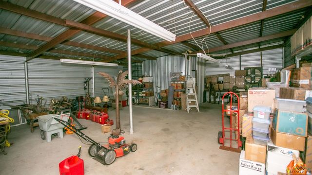 1281 Moxley Grocery Road, Karnack, TX 75661